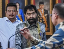 Mualem imbau masyarakat bersabar terkait pengibaran bendera