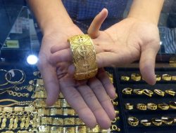 Harga Emas Per Mayam di Banda Aceh Hari Ini Lampaui Rekor