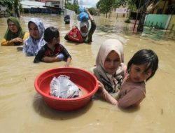 Banjir Melanda Aceh Utara, Aceh Besar, dan Jogja: Ribuan Warga
